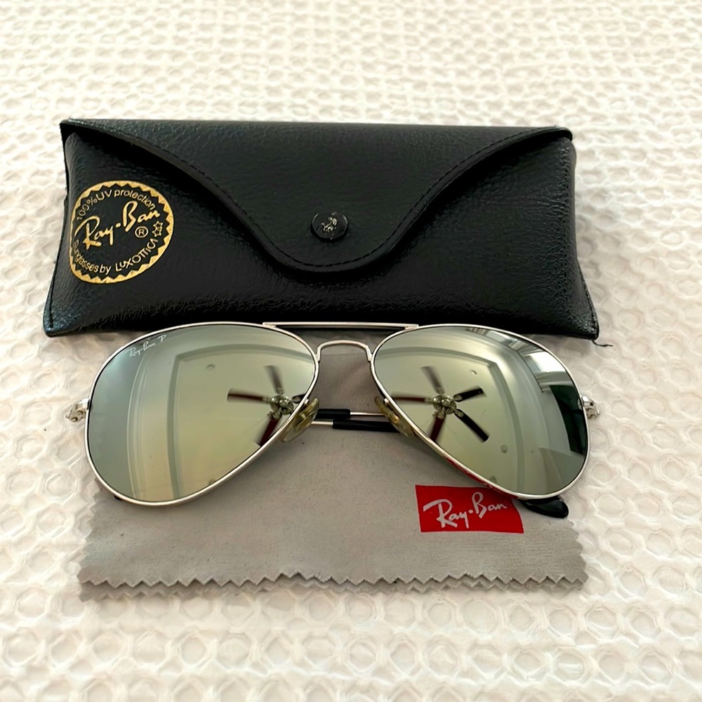 Ray Ban polarized chrome mirrored aviators; grey lenses